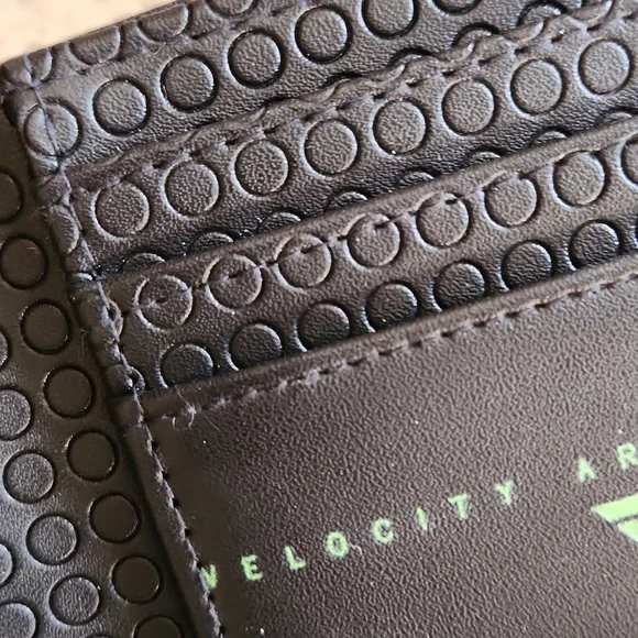 XBOX Black and Green Wallet - Picture 11 of 11
